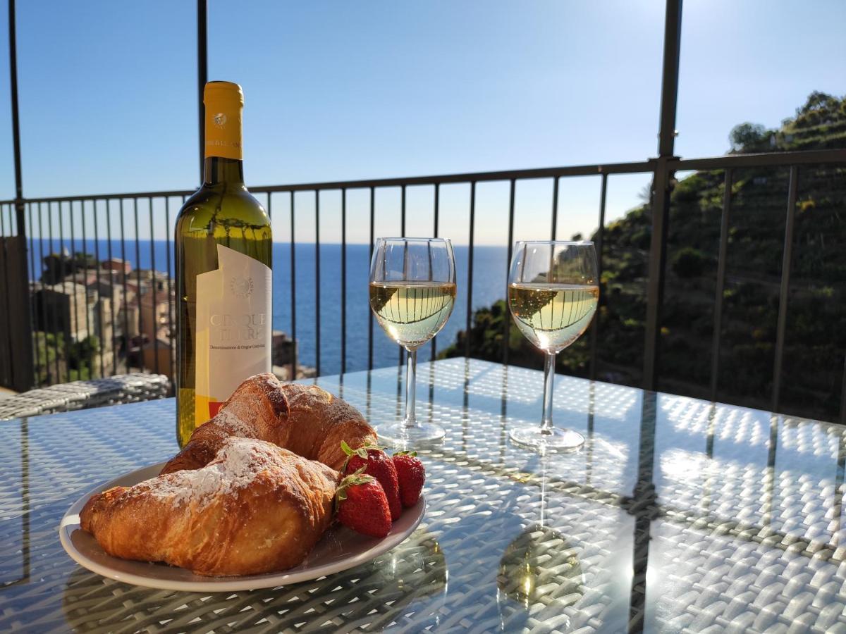 L' Attico Giallo Oro Di Giulia Manarola Dış mekan fotoğraf